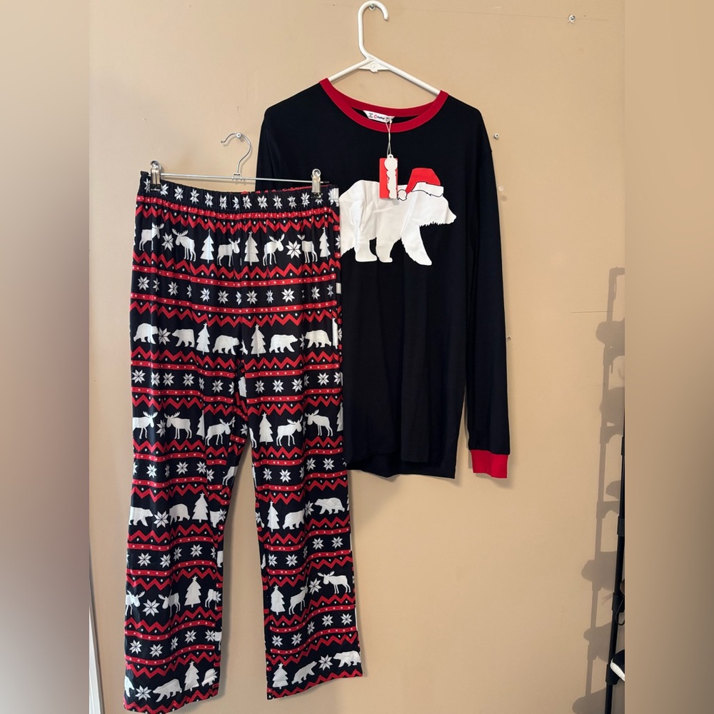 PatPat Men’s Pajama Set - Black and Red Polar Bear Design
